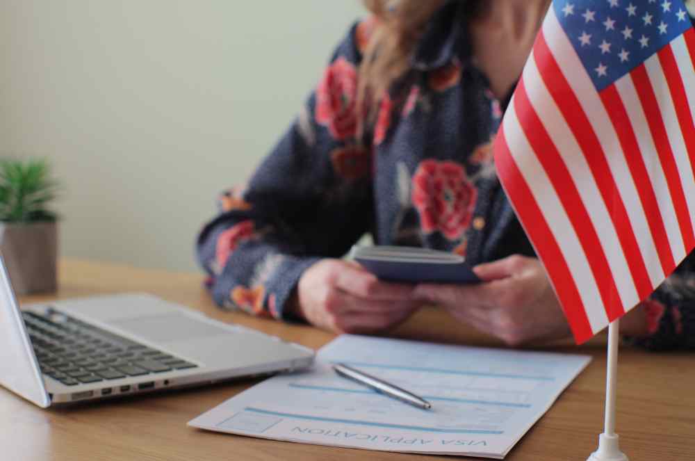 Sthefano Cruvinel, CEO do Grupo Cruvinel, alerta sobre os riscos à soberania digital após taxação dos EUA ao Brasil